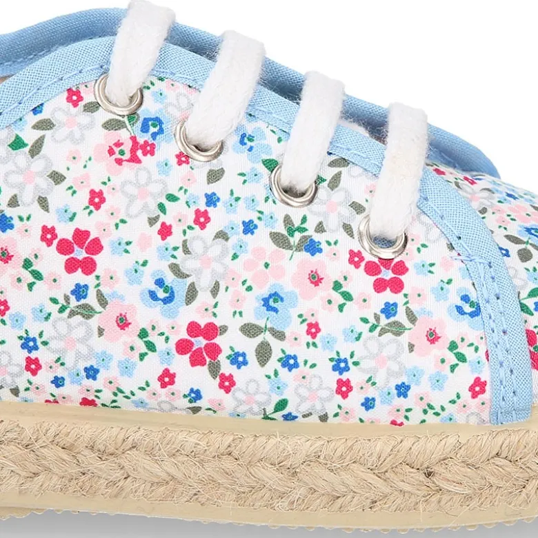 Bamba niños tipo Alpargata con cordones en lona con FLORES.