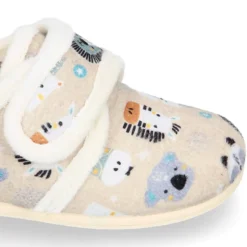 Blucher casa niños sin cordones en lana con ANIMALES.