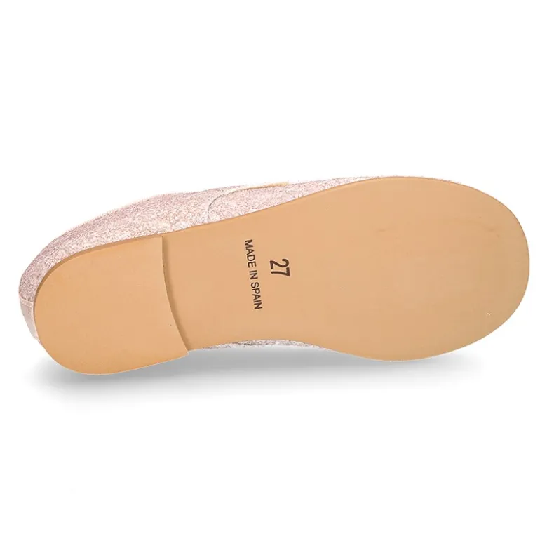 Blucher clásico estilizado con cordones en GLITTER NUDE.