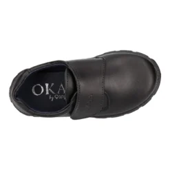 Blucher colegial niño OKAA sin cordones con suela de goma dentada en piel lavable.
