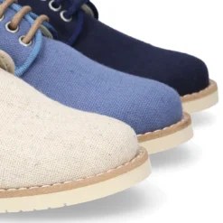 Blucher de niño ceremonia en lino natural en colores de moda.