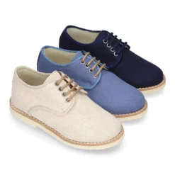 Blucher de niño ceremonia en lino natural en colores de moda.