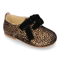 Blucher niñas pequeños con cordones TERCIOPELO en piel serraje estampado.