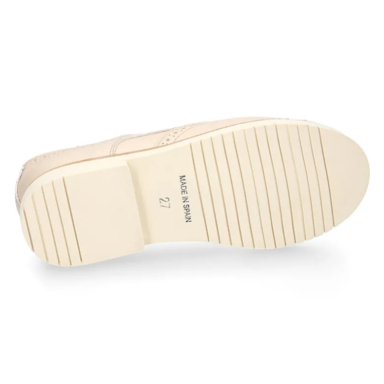 Blucher niño ceremonia con cordones en piel napa beige.