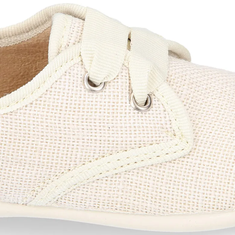Blucher niño ceremonia en lona lino en color beige.