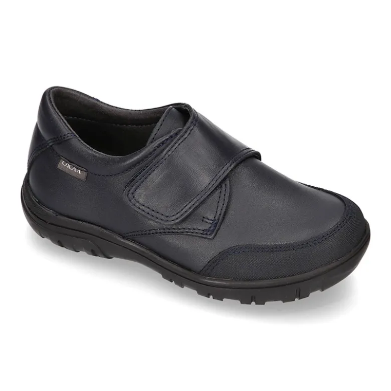 Blucher niño colegial con cierre adherente y puntera reforzada en piel PREMIUM.