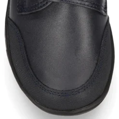 Blucher niño colegial con cierre adherente y puntera reforzada en piel PREMIUM.