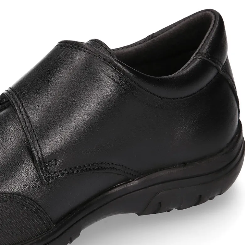 Blucher niño colegial con cierre adherente y puntera reforzada en piel PREMIUM.