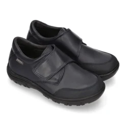 Blucher niño colegial con cierre adherente y puntera reforzada en piel PREMIUM.