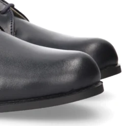 Blucher niño colegial en piel napa azul marino.