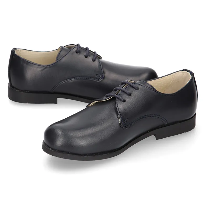 Blucher niño colegial en piel napa azul marino.