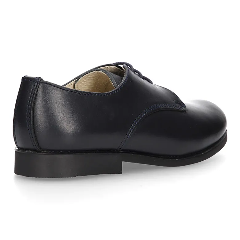 Blucher niño colegial en piel napa azul marino.