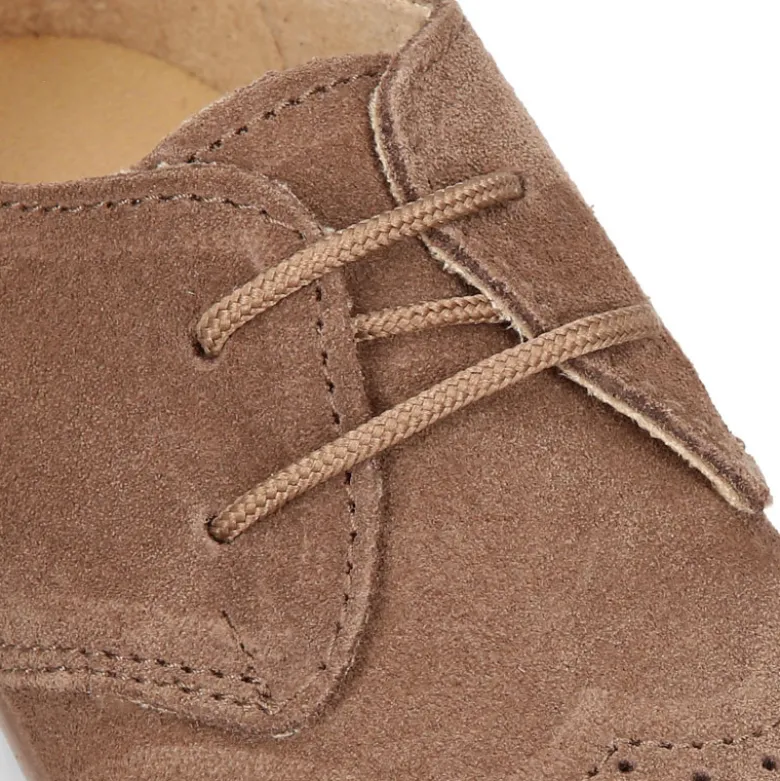 Blucher niños con cordones y picados en piel Serraje.