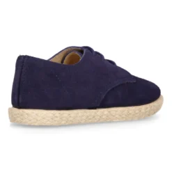 Blucher niños tipo alpargata con cordones en piel serraje.