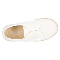 Blucher niños tipo alpargata con cordones en lino blanco.