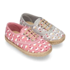 Blucher niño tipo alpargata en lona estampado POLLITOS.