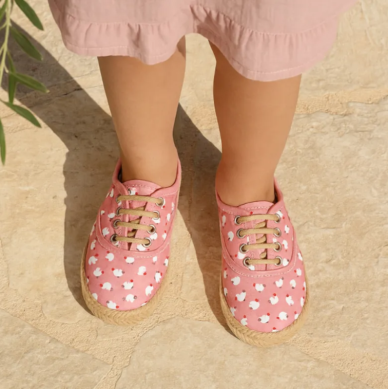 Blucher niño tipo alpargata en lona estampado POLLITOS.