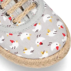 Blucher niño tipo alpargata en lona estampado POLLITOS.
