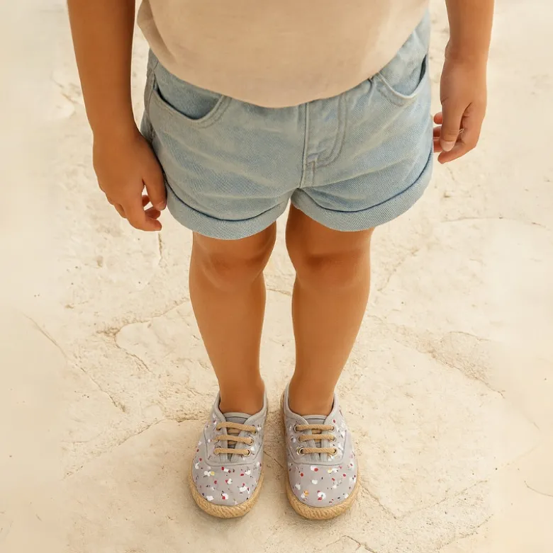 Blucher niño tipo alpargata en lona estampado POLLITOS.
