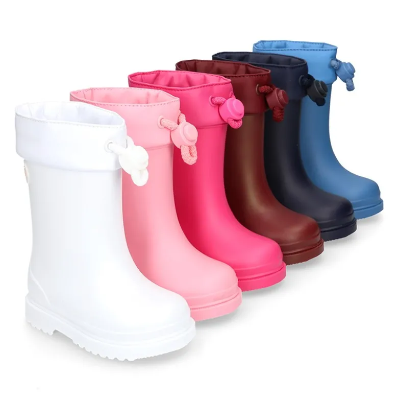 Bota de agua niños cuello ajustable pequeños.
