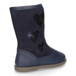 Bota en piel combinada con CORAZONES.