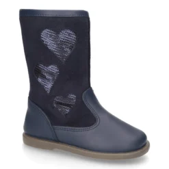 Bota en piel combinada con CORAZONES.