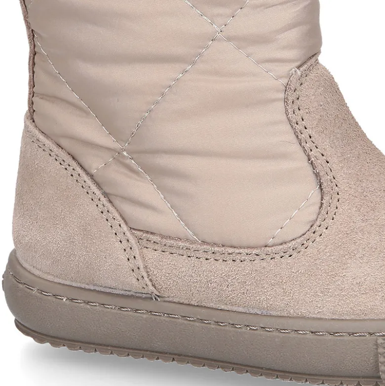 Bota niña cuello de pelo en piel serraje con Nylon.