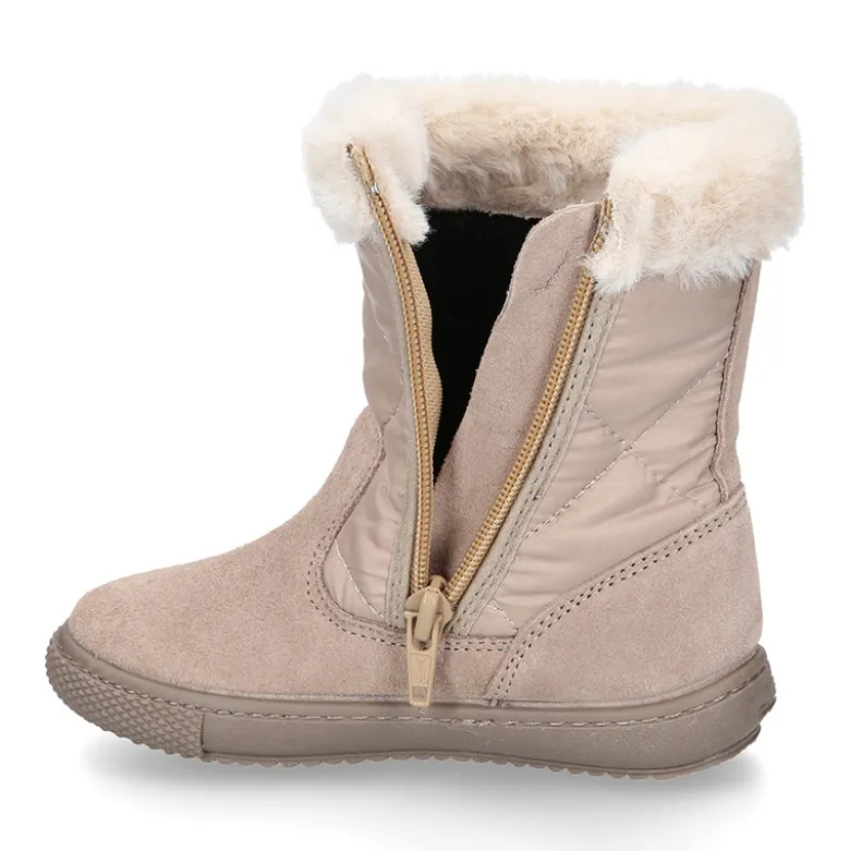 Bota niña cuello de pelo en piel serraje con Nylon.