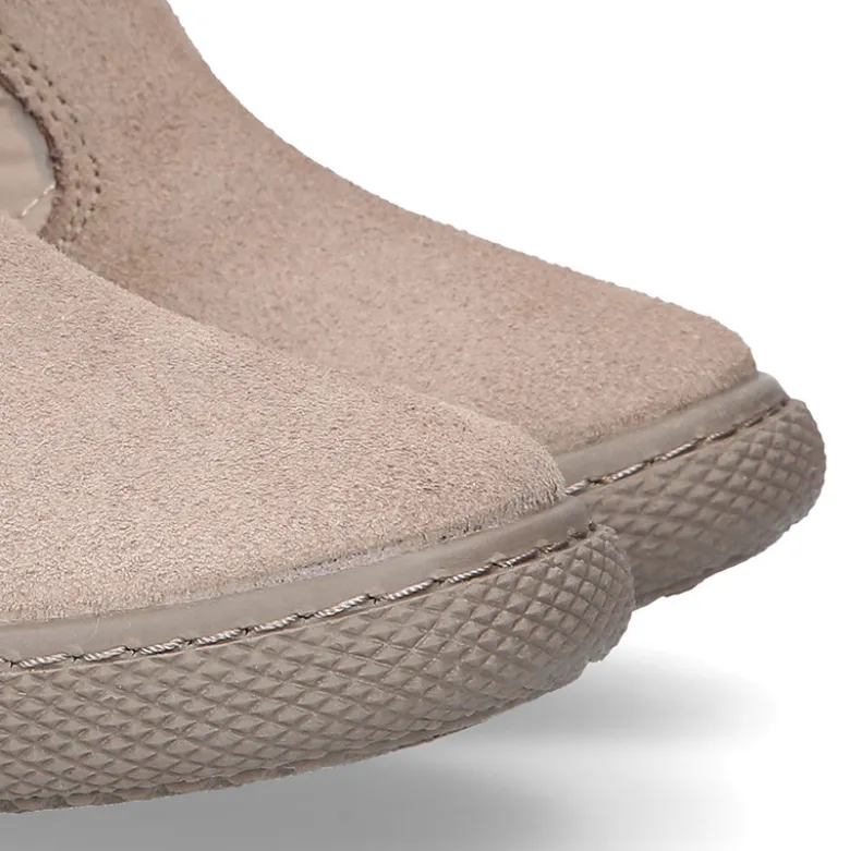 Bota niña cuello de pelo en piel serraje con Nylon.
