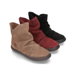 Bota niña para vestir en piel serraje con cremallera.