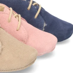Bota Safari bebé en piel serraje con forro de Borreguillo.