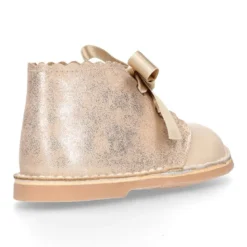 Bota Safari niñas con cordones seda y ondas en piel combinada.