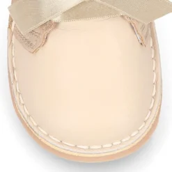 Bota Safari niñas con cordones seda y ondas en piel combinada.
