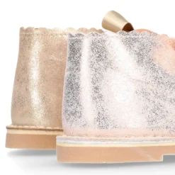 Bota Safari niñas con cordones seda y ondas en piel combinada.