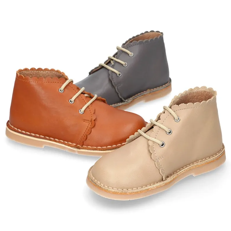 Bota Safari niños con cordones y ondas en piel EXTRA SUAVE.