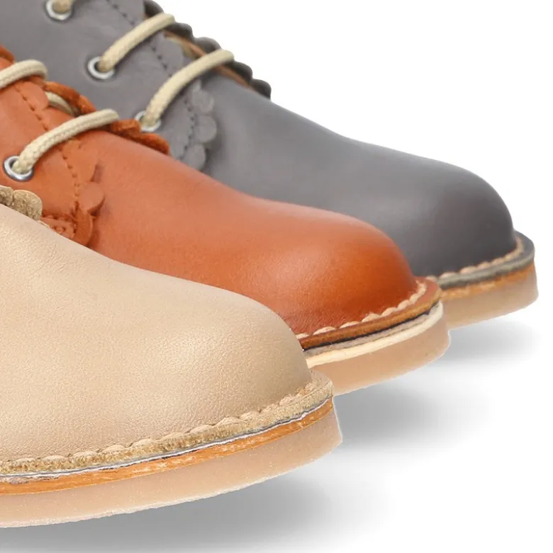 Bota Safari niños con cordones y ondas en piel EXTRA SUAVE.