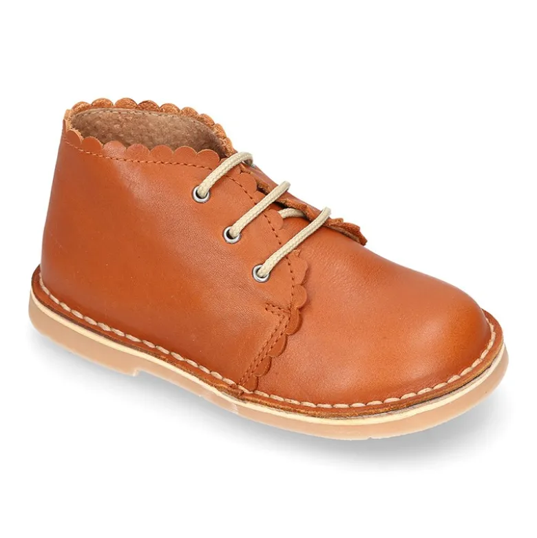 Bota Safari niños con cordones y ondas en piel EXTRA SUAVE.