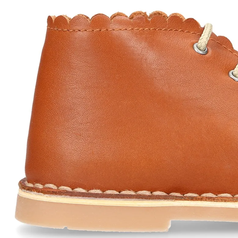 Bota Safari niños con cordones y ondas en piel EXTRA SUAVE.