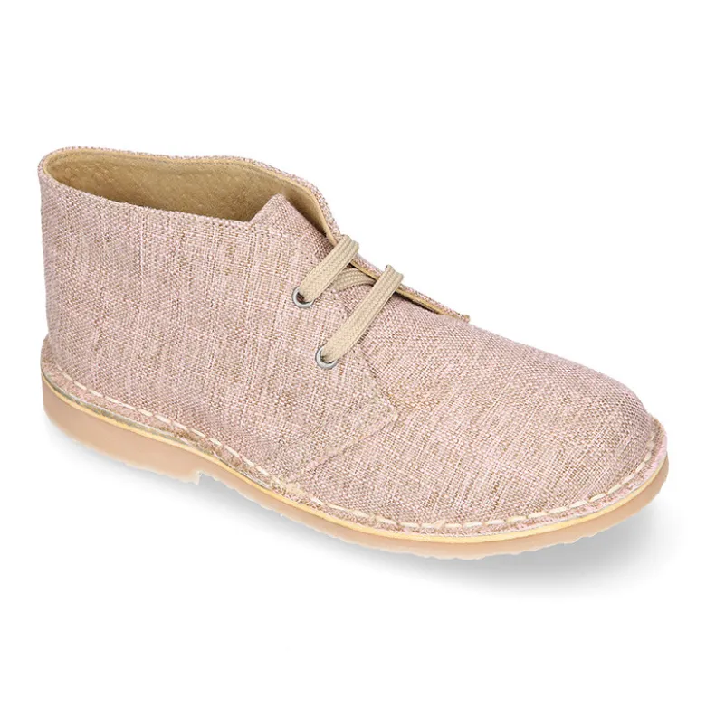 Bota Safari o Pisacacas con cordones y en lino natural.