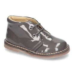 Bota Safari o Pisacacas niño con cordones en piel charol.