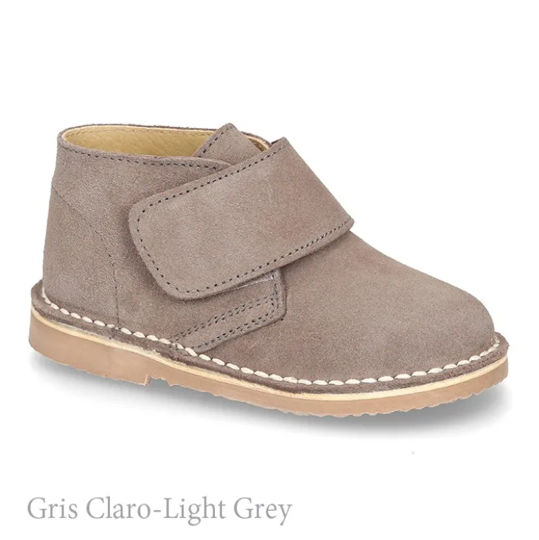 Bota Safari o Pisacacas sin cordones en piel serraje.