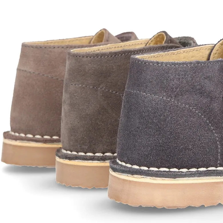 Bota Safari o Pisacacas sin cordones en piel serraje.