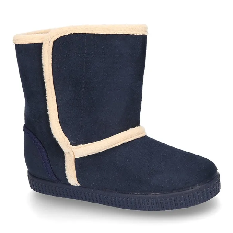Botas forradas con cierre adherente y suela tipo bamba en Serratex.