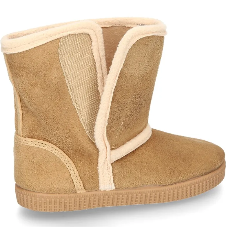 Botas forradas con cierre adherente y suela tipo bamba en Serratex.