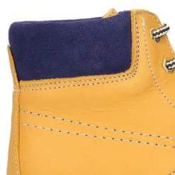 Bota sport TODOTERRENO en tallas grandes.