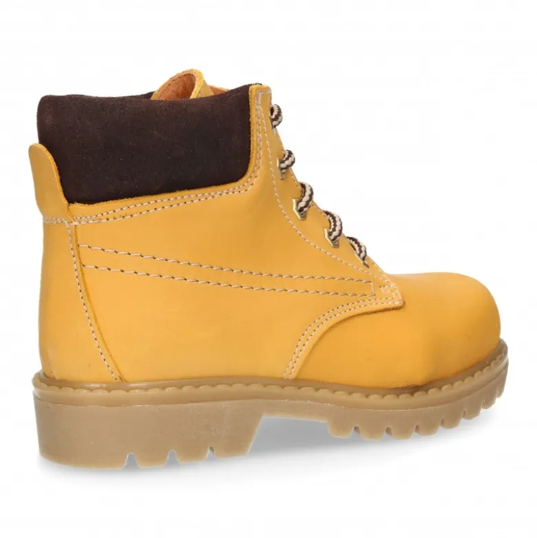 Bota sport TODOTERRENO en tallas grandes.