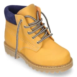 Bota sport TODOTERRENO en tallas grandes.