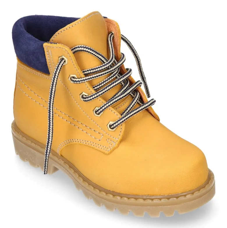 Bota sport TODOTERRENO en tallas grandes.