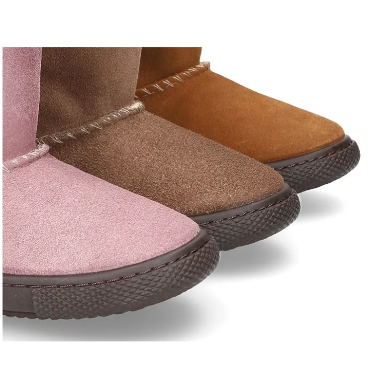 Botas tipo Australianas en piel serraje forradas con pelo.