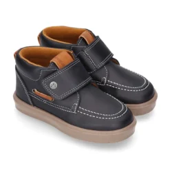 Bota zapatilla tipo MOCASÍN sin cordones en PIEL NAPA.